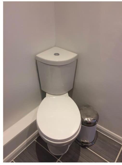 Cosy 1 Bedroom Flat Near Barking Town Centre Экстерьер фото
